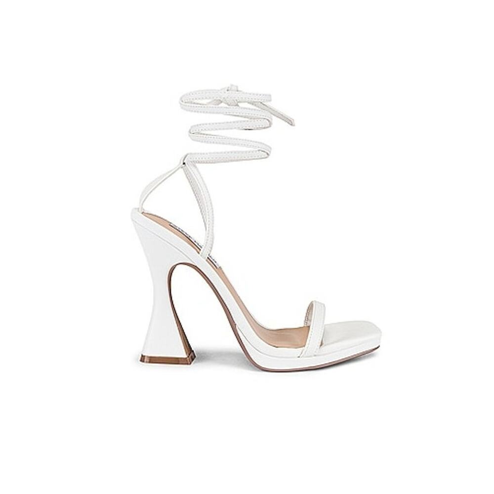 STEVE MADDEN Lafayette Ankle Wrap Sandals in White Size 11